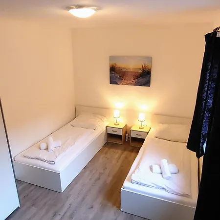 For 4 Guests With 2 *