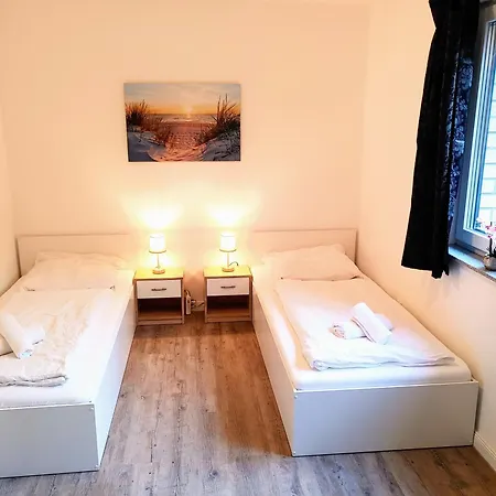 For 4 Guests With 2 *