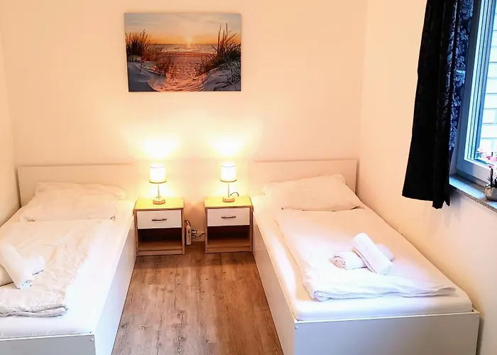 For 4 Guests With 2 *